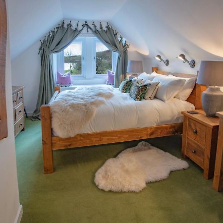 The Lodge In The Loch Portree Bagian luar foto