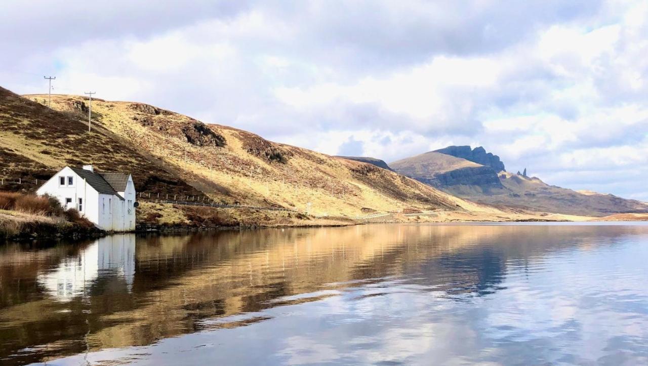 The Lodge In The Loch Portree Bagian luar foto