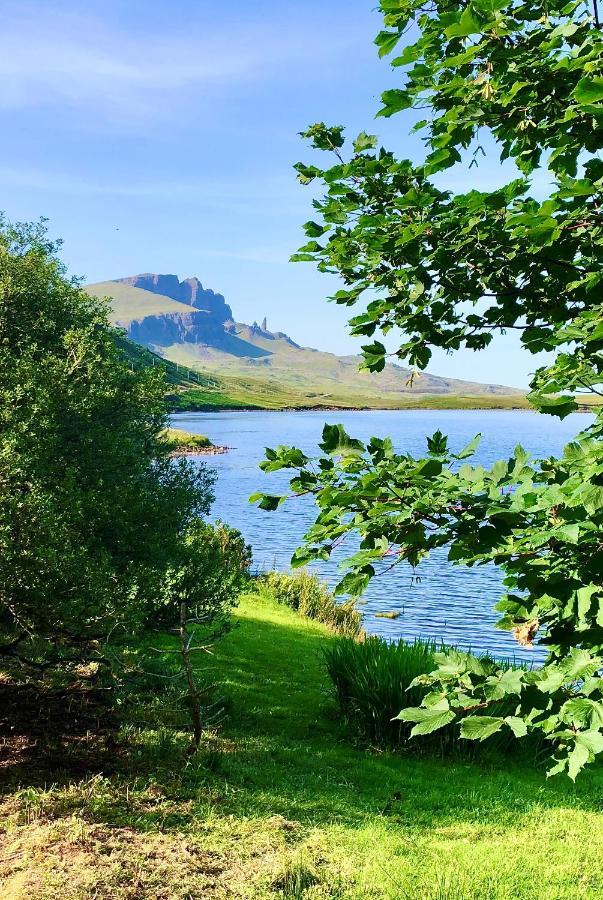 The Lodge In The Loch Portree Bagian luar foto
