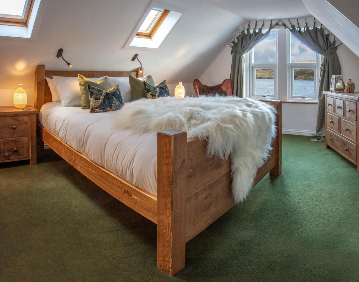 The Lodge In The Loch Portree Bagian luar foto